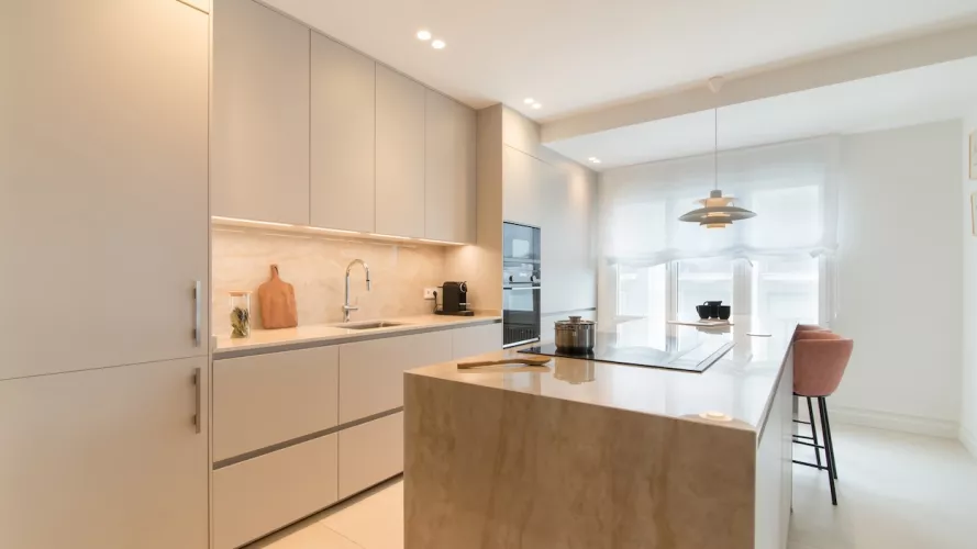 Cocina Santos Cashmere con isla